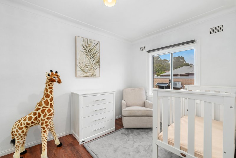 Photo - 2/33 Bungalow Road, Roselands NSW 2196 - Image 6