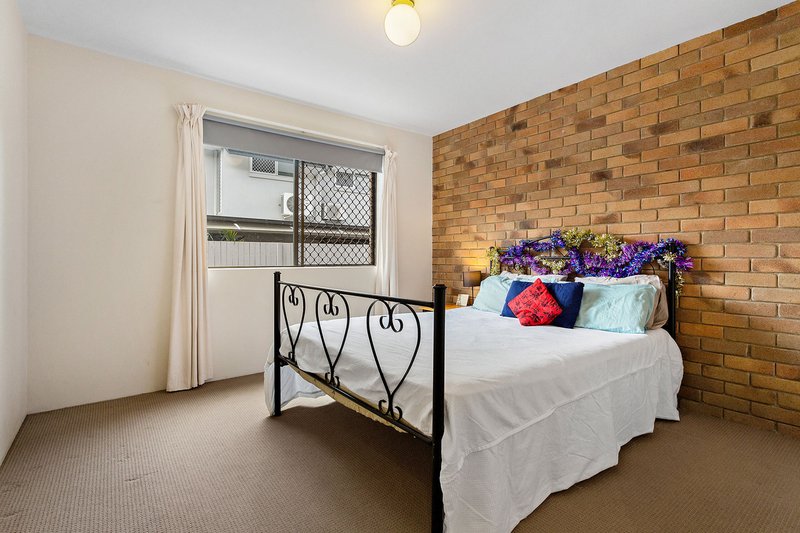 Photo - 2/33 Cadell St , Toowong QLD 4066 - Image 8