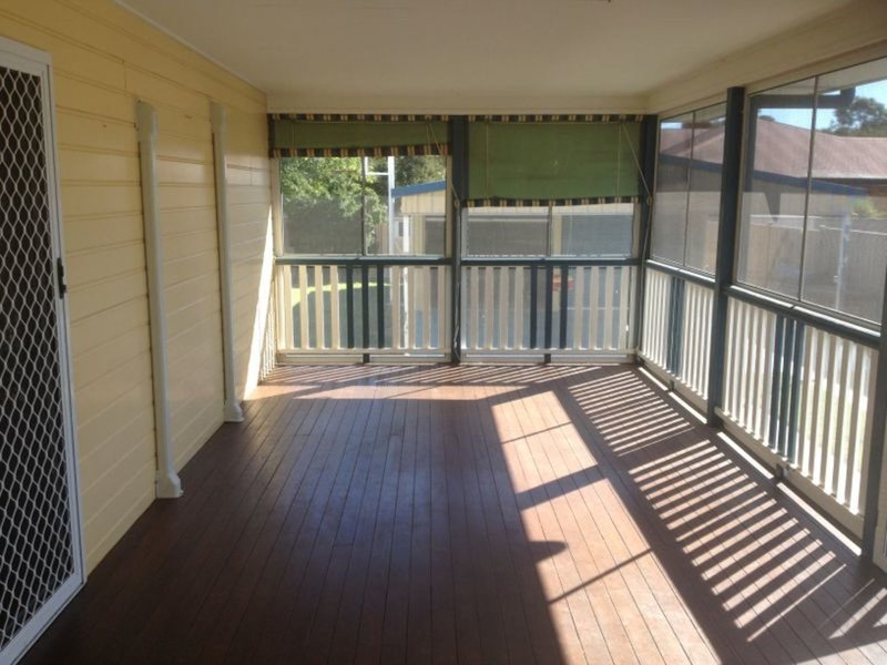 Photo - 233 Edwardes Street, Roma QLD 4455 - Image 7