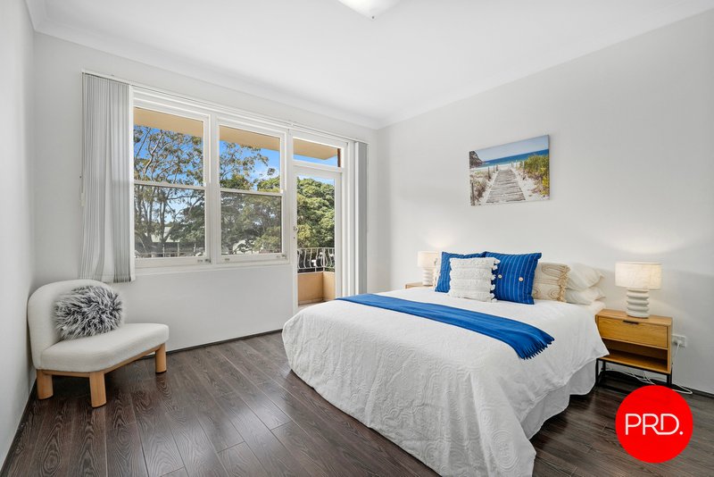 Photo - 2/33 Gladstone Street, Kogarah NSW 2217 - Image 3