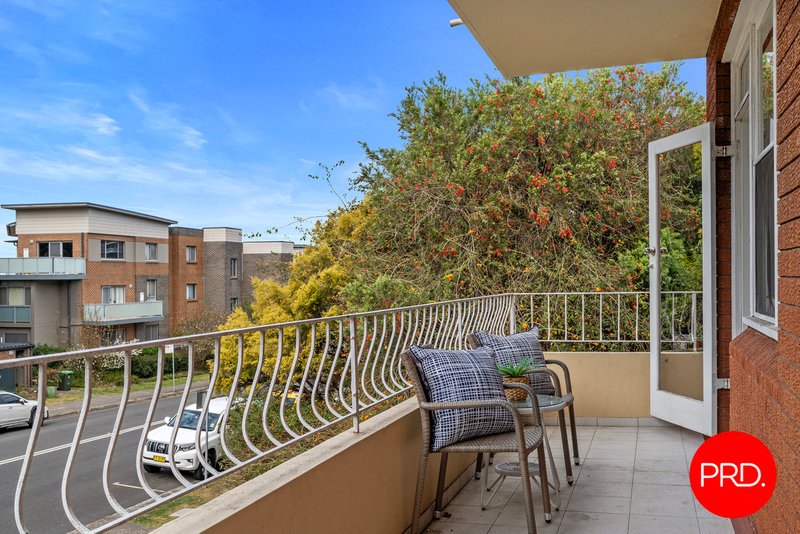 Photo - 2/33 Gladstone Street, Kogarah NSW 2217 - Image 4