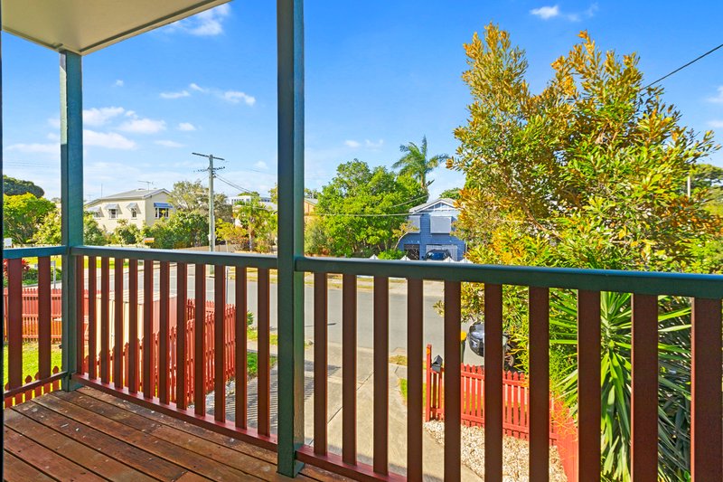 Photo - 2/33 Gladys Street, Greenslopes QLD 4120 - Image 13