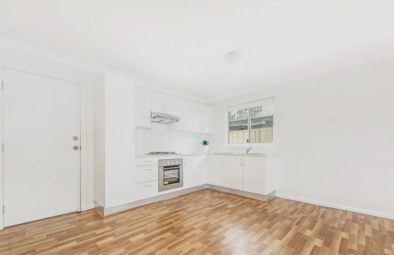 Photo - 2/33 Hertford Street, Berkeley NSW 2506 - Image 2