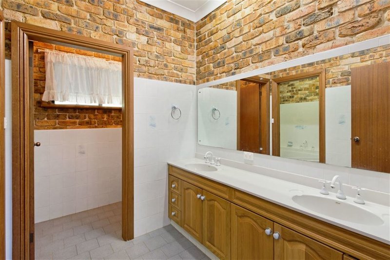 Photo - 233 John Oxley Drive, Port Macquarie NSW 2444 - Image 7