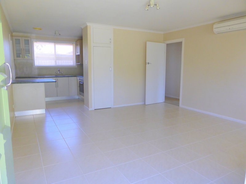 Photo - 2/33 Lucinda Street, Clontarf QLD 4019 - Image 2