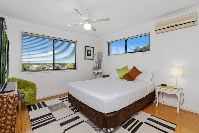 Photo - 2/33 Mariners Crescent, Banora Point NSW 2486 - Image 9