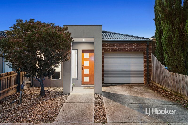 2/33 Memphis Drive, Truganina VIC 3029