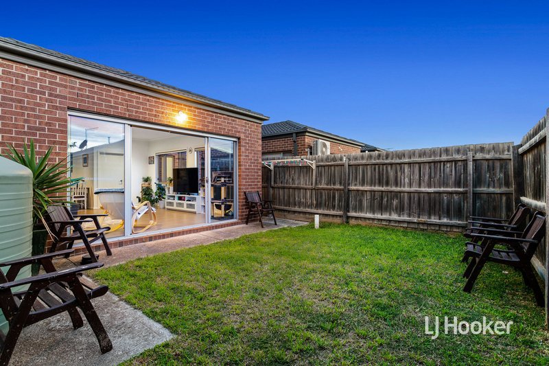 Photo - 2/33 Memphis Drive, Truganina VIC 3029 - Image 13