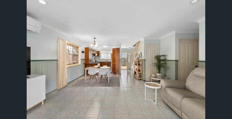 Photo - 2/33 Oak Street, Balmoral QLD 4171 - Image 4