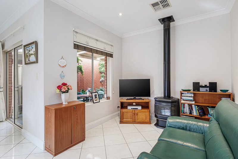 Photo - 2/33 Raymond Avenue, Seaton SA 5023 - Image 15