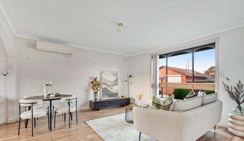 Photo - 2/33 Rufus Street, Epping VIC 3076 - Image 2
