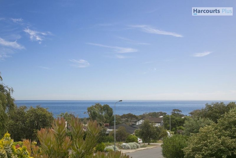 Photo - 233 Sandison Road, Hallett Cove SA 5158 - Image 3