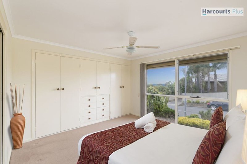 Photo - 233 Sandison Road, Hallett Cove SA 5158 - Image 7