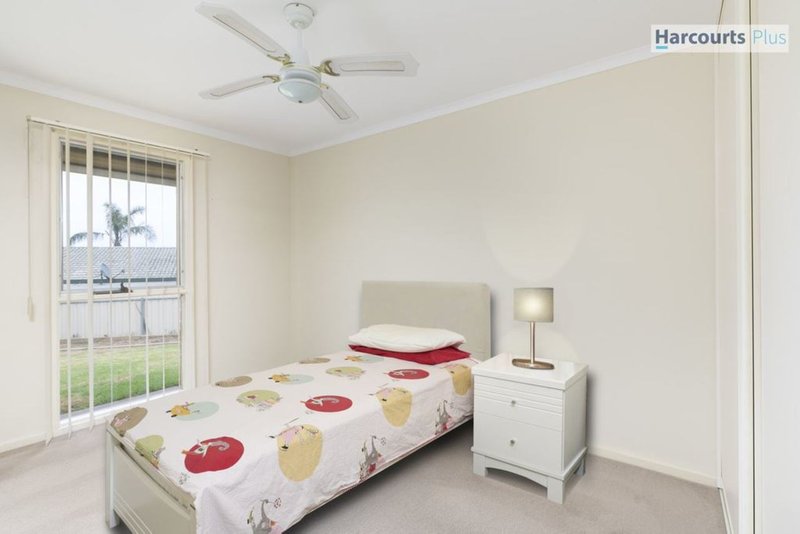 Photo - 233 Sandison Road, Hallett Cove SA 5158 - Image 10