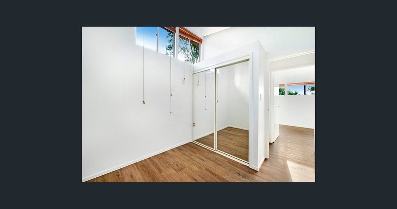 Photo - 2/33 Saverin Road, Eagleby QLD 4207 - Image 7