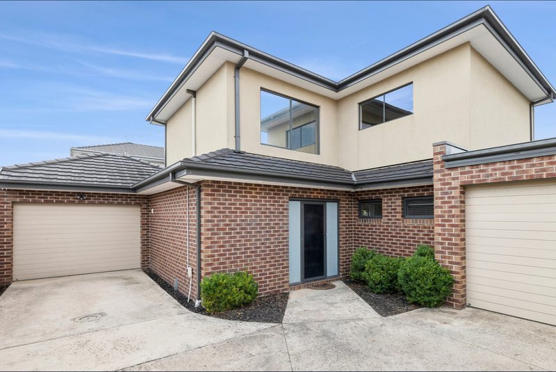 2/33 Selworthy Avenue, Oakleigh South VIC 3167