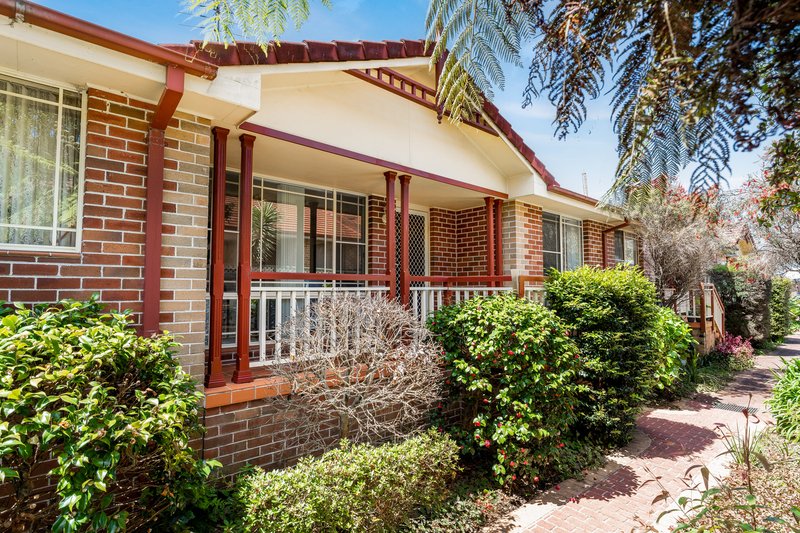 Photo - 2/33 Stuart Street, Helensburgh NSW 2508 - Image 9