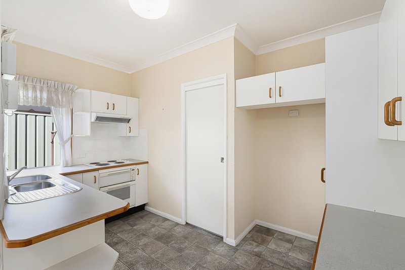 Photo - 2/33 Webb Street, East Gosford NSW 2250 - Image 4