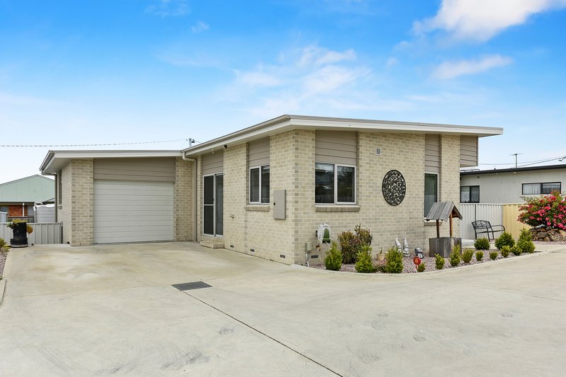 Photo - 2/33 Weston Hill Road, Sorell TAS 7172 - Image 2