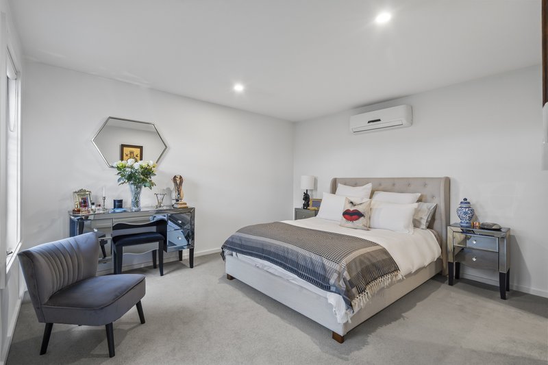 Photo - 2/33 Willow Avenue, Rowville VIC 3178 - Image 7
