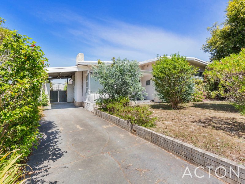 233 Winterfold Road, Coolbellup WA 6163