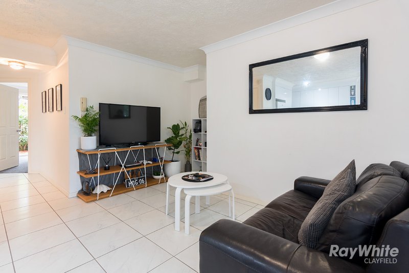 Photo - 2/33 Wongara Street, Clayfield QLD 4011 - Image 9