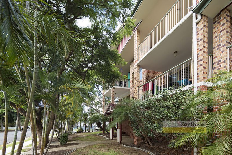 2/33 Wongara Street, Clayfield QLD 4011