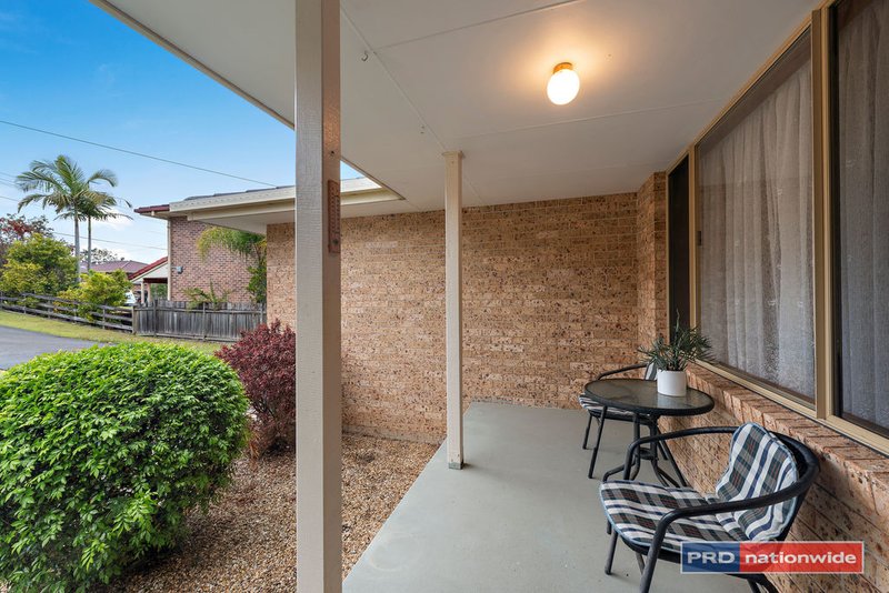 Photo - 2/33 Wybalena Crescent, Toormina NSW 2452 - Image 2