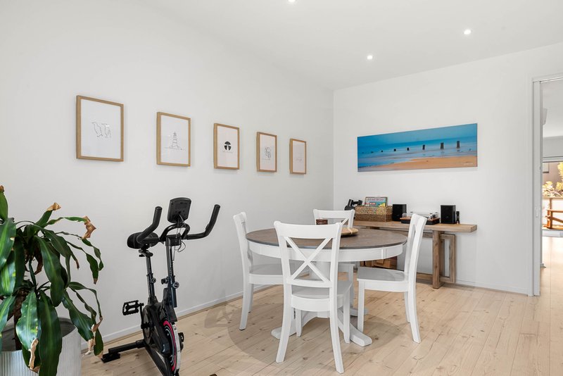 Photo - 233/1 Findlay Street, Cowes VIC 3922 - Image 4