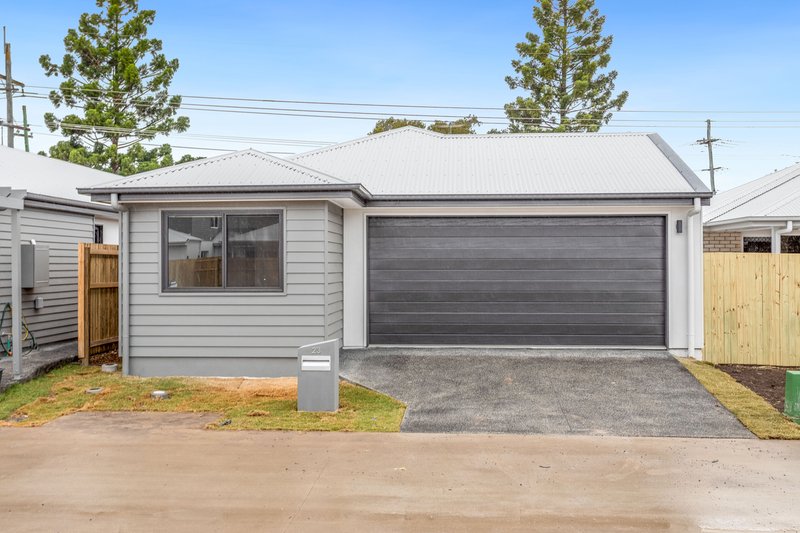 Photo - 23/31 Miller Boulevard, Lawnton QLD 4501 - Image 1