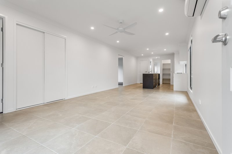 Photo - 23/31 Miller Boulevard, Lawnton QLD 4501 - Image 13