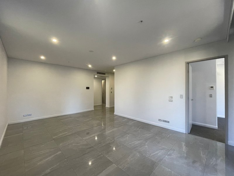Photo - 233/1 Studio Drive, Eastgardens NSW 2036 - Image 2