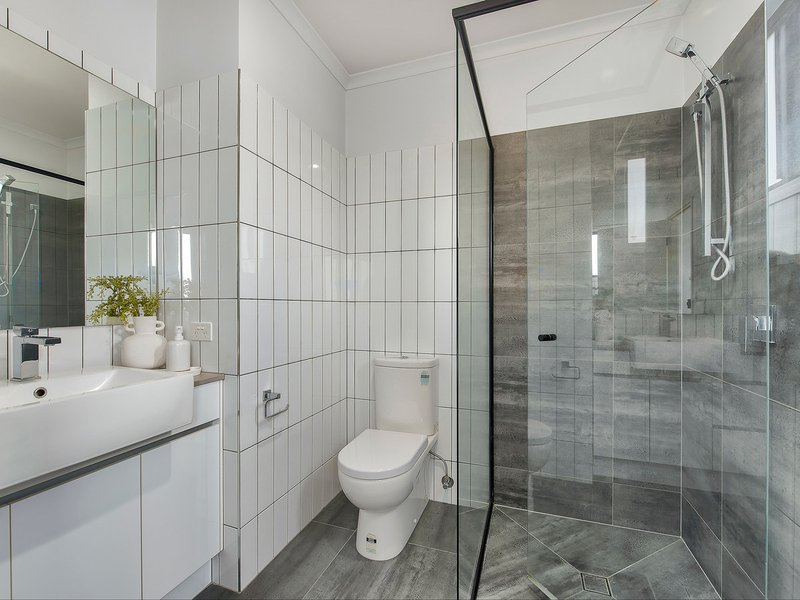 Photo - 23/33 Henderson Road, Everton Hills QLD 4053 - Image 7