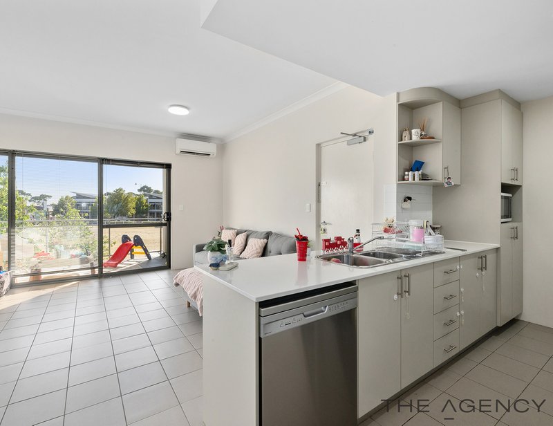 Photo - 23/34 Metro Turn, Ellenbrook WA 6069 - Image 9