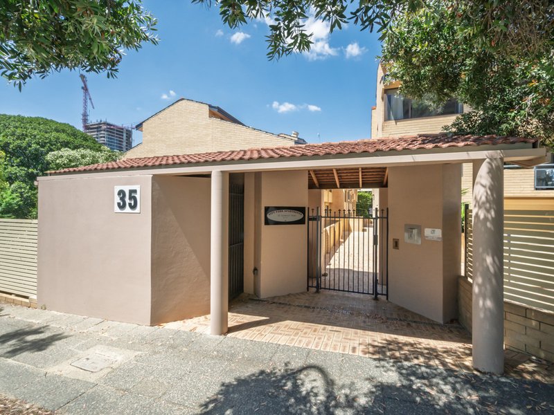 Photo - 23/35 Goderich Street, East Perth WA 6004 - Image 11