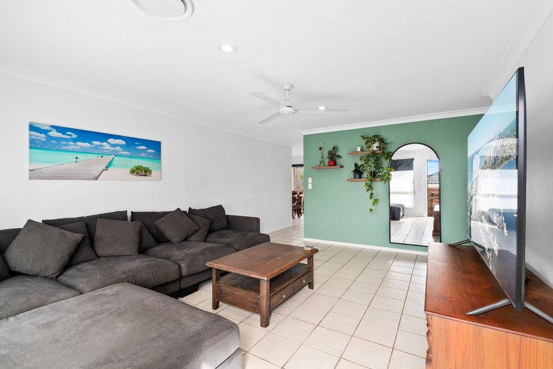 Photo - 2/34 Cashel Crescent, Banora Point NSW 2486 - Image 2