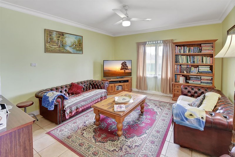 Photo - 234 Elizabeth Street, Edenhope VIC 3318 - Image 6