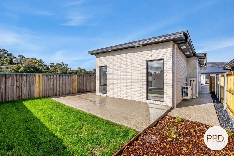 2/34 Fouche Avenue, Old Beach TAS 7017