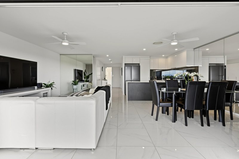 Photo - 2/34 John Francis Drive, Carrara QLD 4211 - Image 10