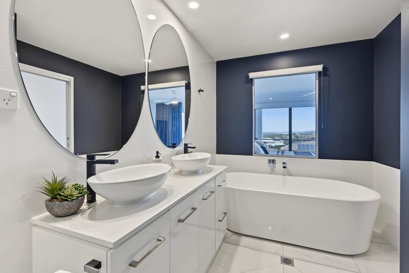 Photo - 2/34 John Francis Drive, Carrara QLD 4211 - Image 16