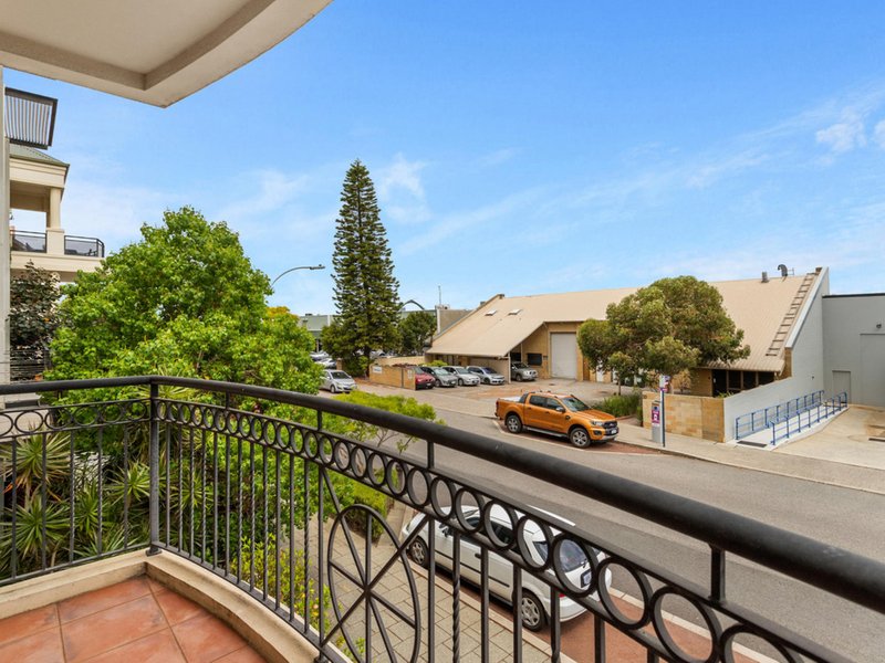 Photo - 2/34 Kensington Street, East Perth WA 6004 - Image 21