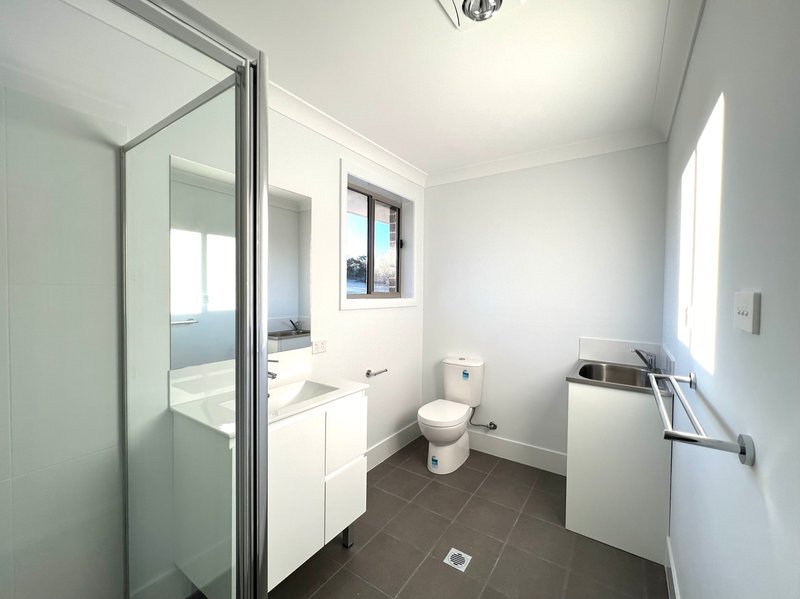 Photo - 2/34 Leonora Crescent, Kootingal NSW 2352 - Image 6