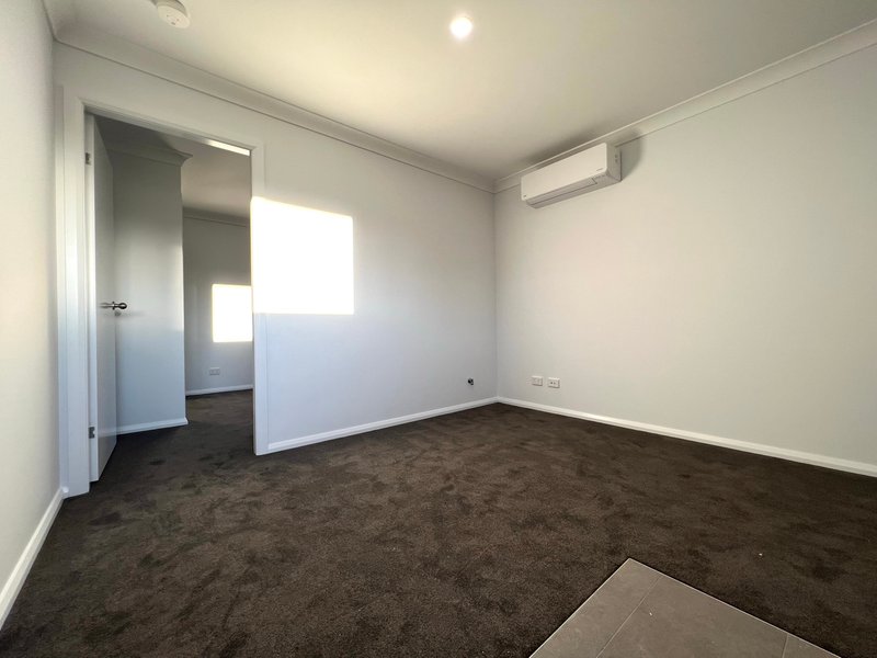 Photo - 2/34 Leonora Crescent, Kootingal NSW 2352 - Image 9