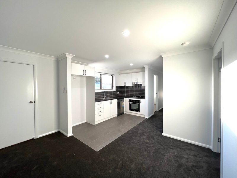 Photo - 2/34 Leonora Crescent, Kootingal NSW 2352 - Image 7