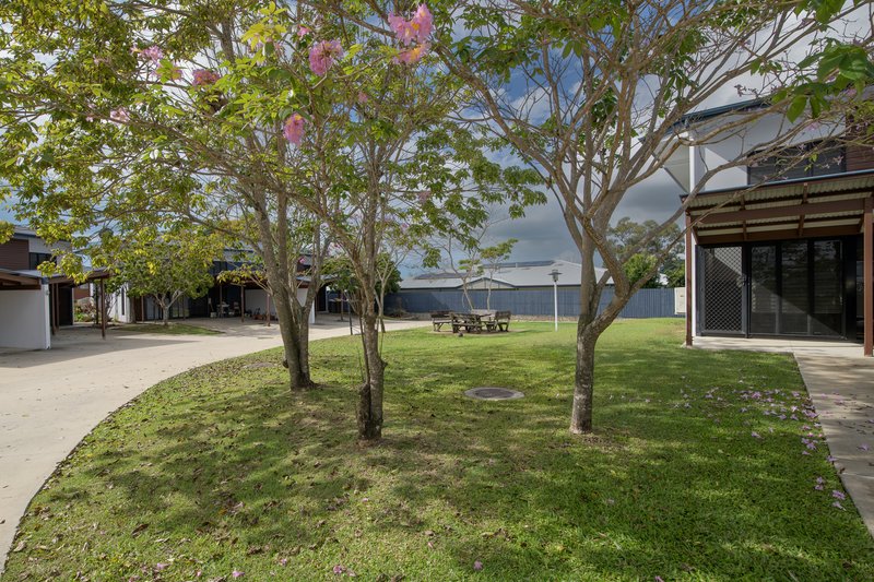 Photo - 2/34 Marten Street, South Gladstone QLD 4680 - Image 11