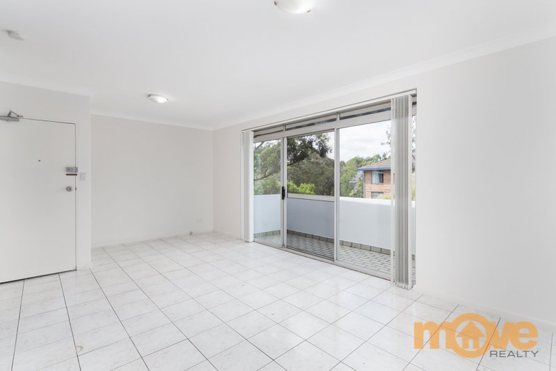 Photo - 23/4 Park Avenue, Westmead NSW 2145 - Image 2