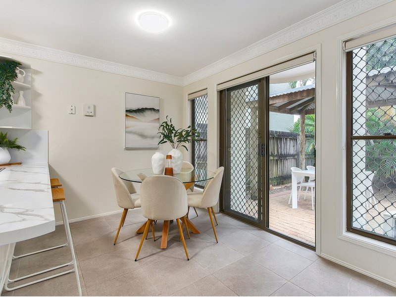 Photo - 2/34 Parker Street, Newmarket QLD 4051 - Image 5