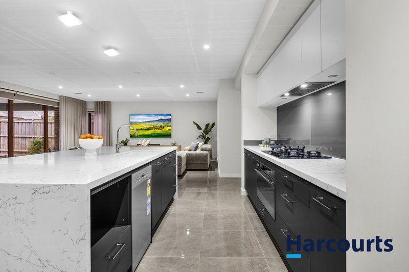 Photo - 234 St Germain Boulevard, Clyde North VIC 3978 - Image 6