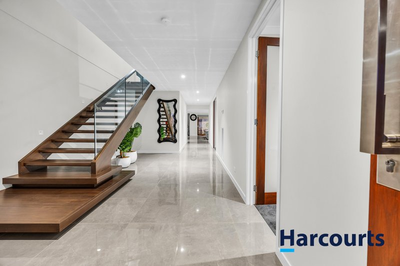 Photo - 234 St Germain Boulevard, Clyde North VIC 3978 - Image 9