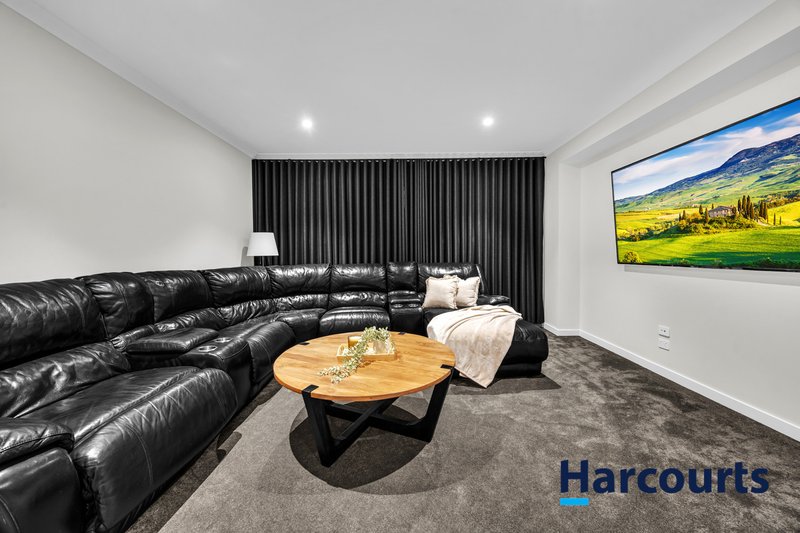 Photo - 234 St Germain Boulevard, Clyde North VIC 3978 - Image 10